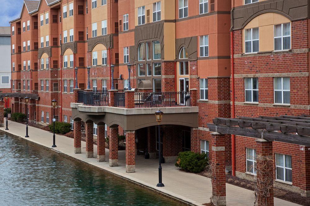 Residence Inn Indianapolis Downtown On The Canal Экстерьер фото