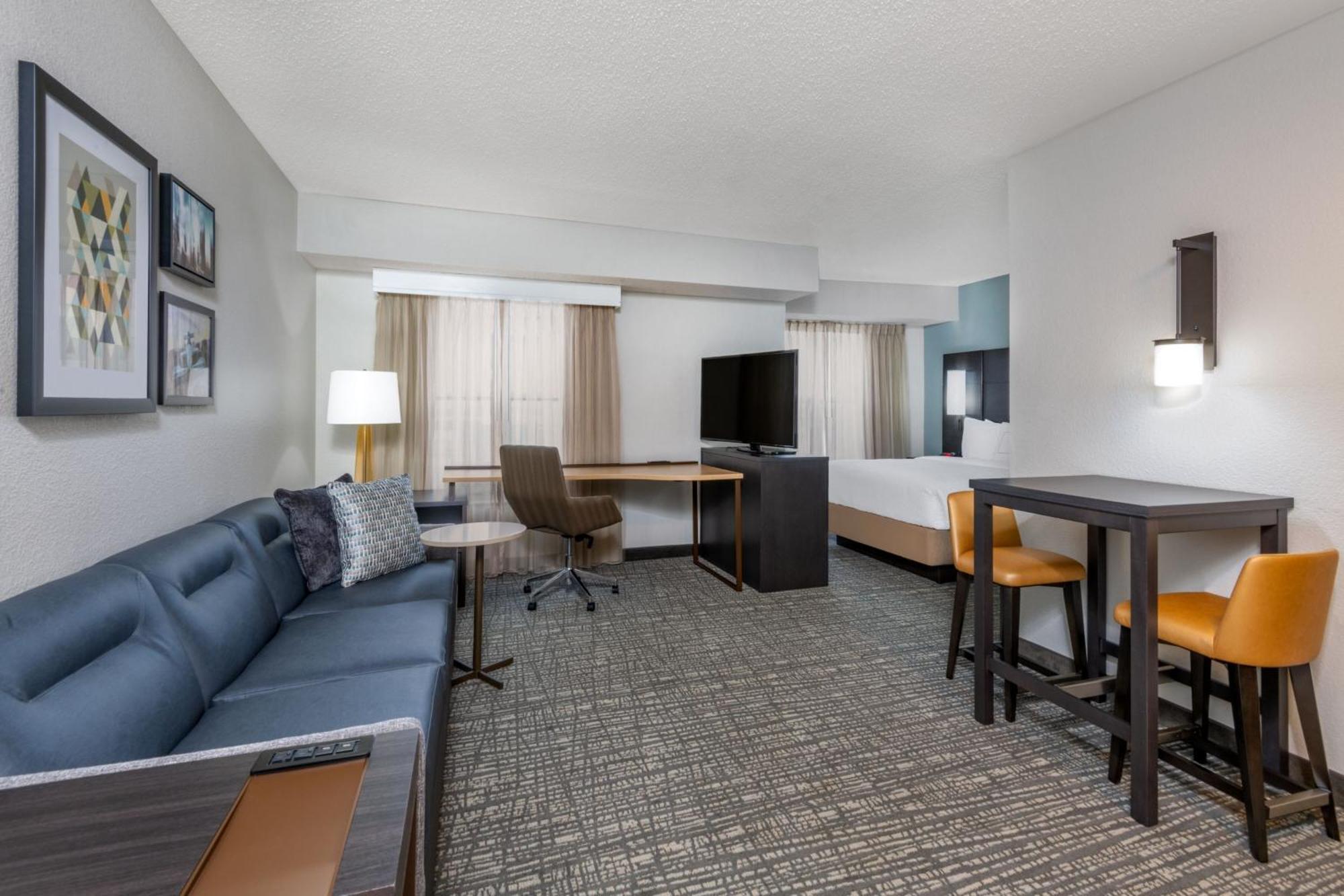 Residence Inn Indianapolis Downtown On The Canal Экстерьер фото